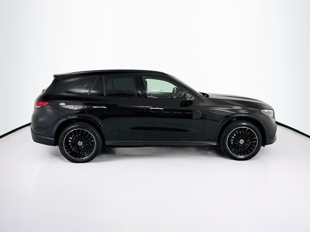 Certified 2026 Mercedes-Benz GLC 300 image 4