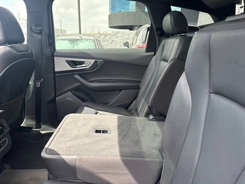 Used 2019 Audi Q7 2.0T Premium w/ Convenience Package AWD/4WD image 17