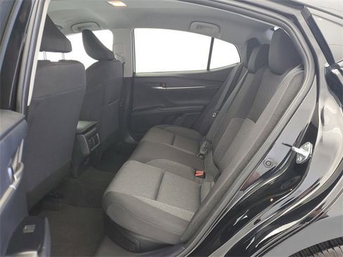 Used 2025 Toyota Camry LE image 13