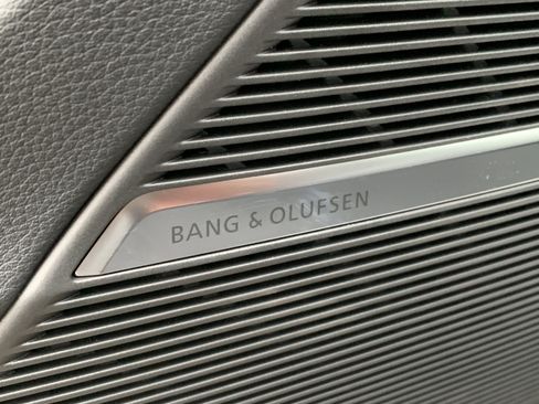 New 2026 Audi SQ7 Prestige image 24