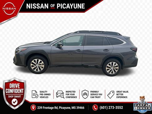 Used 2025 Subaru Outback Premium AWD/4WD image 2