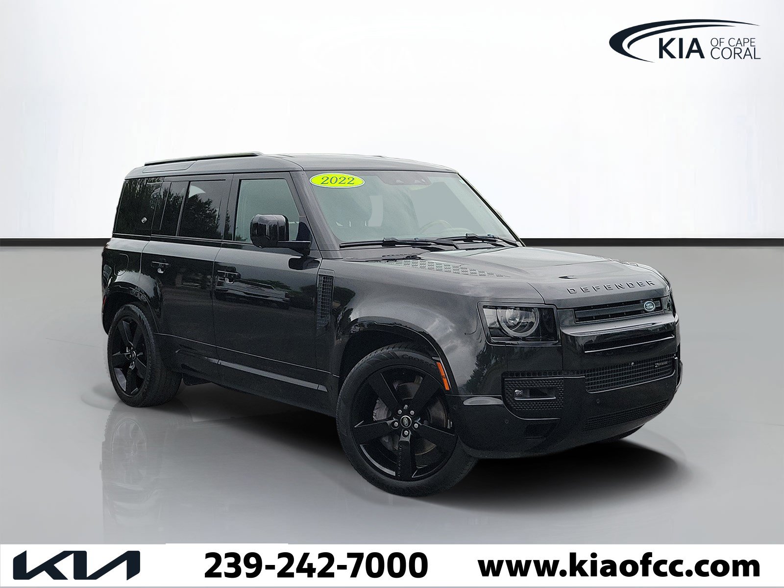 Used 2022 Land Rover Defender 110 X-Dynamic HSE AWD/4WD image 1