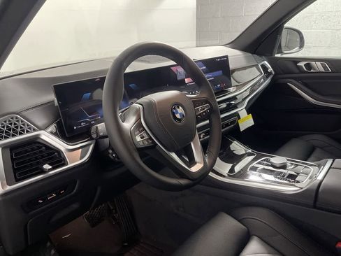 Used 2024 BMW X5 xDrive40i AWD/4WD image 14