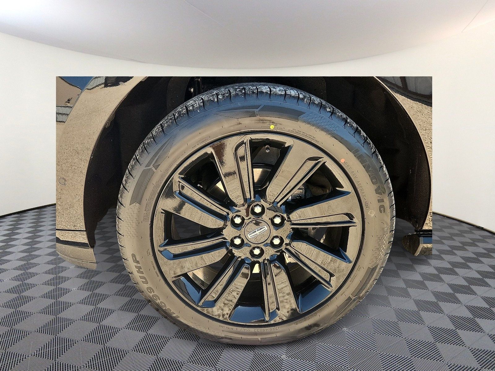 Used 2023 Lincoln Navigator L Reserve AWD/4WD image 6