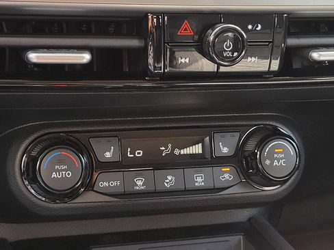 New 2026 Nissan Kicks SV w/ Cold Weather Package FWD image 21