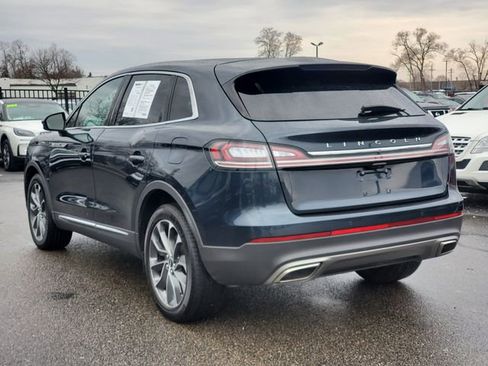 Certified 2022 Lincoln Nautilus Reserve image 3