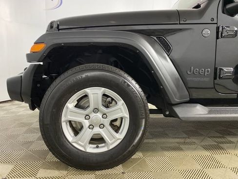 Used 2022 Jeep Wrangler Unlimited Sport AWD/4WD image 30