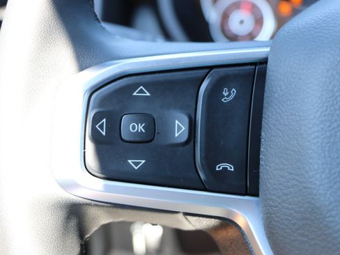 Used 2025 RAM 2500 Big Horn AWD/4WD image 17