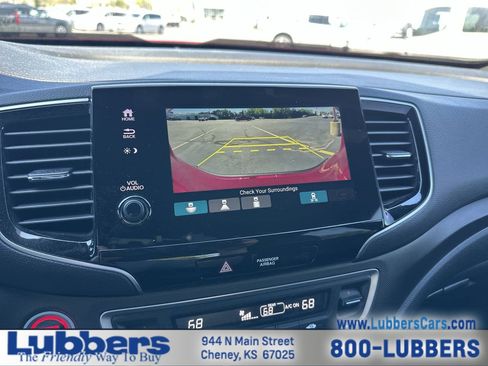 Used 2023 Honda Passport TrailSport image 17