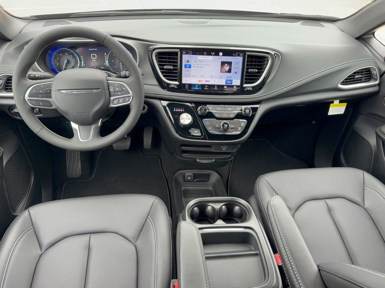 New 2027 Chrysler Pacifica Select FWD image 17