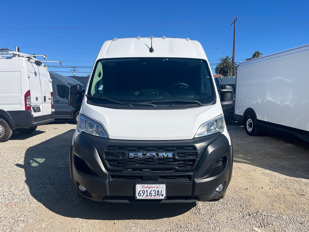 Used 2025 RAM ProMaster 2500 w/ Convenience Group FWD image 2