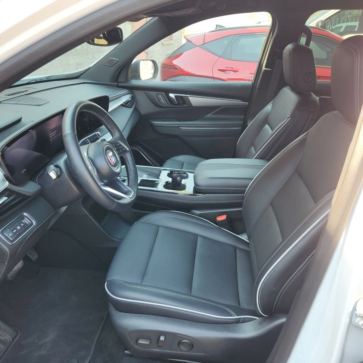 Used 2025 Buick Enclave Preferred FWD image 6