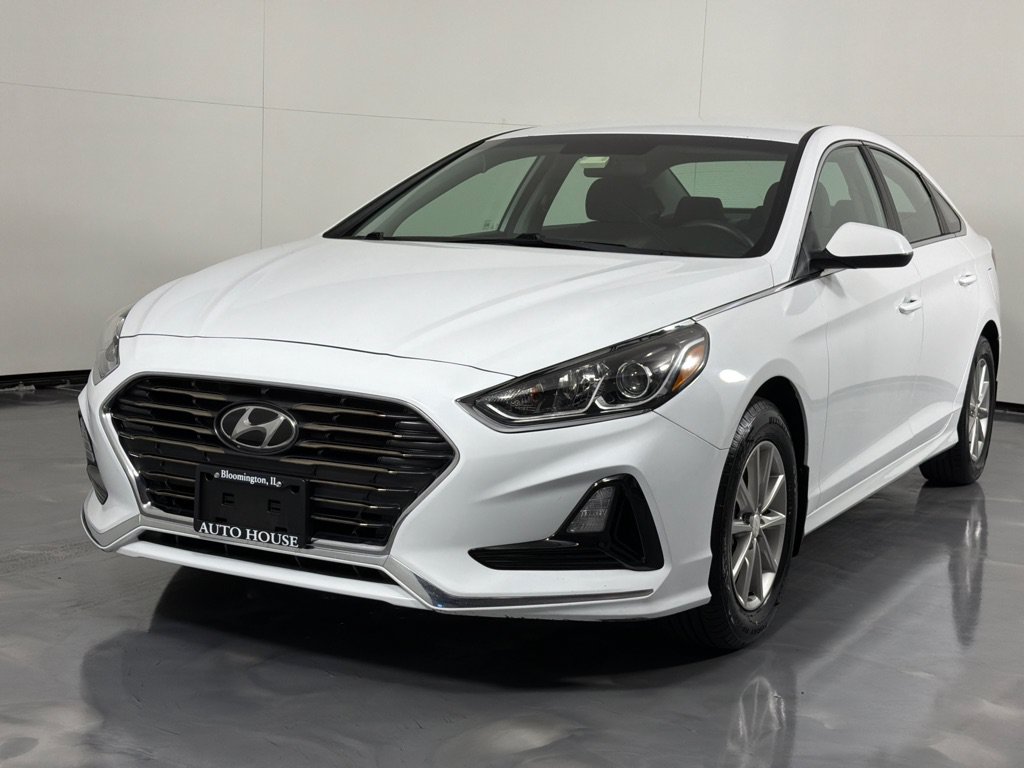 Used 2019 Hyundai Sonata SE w/ Cargo Package FWD image 10