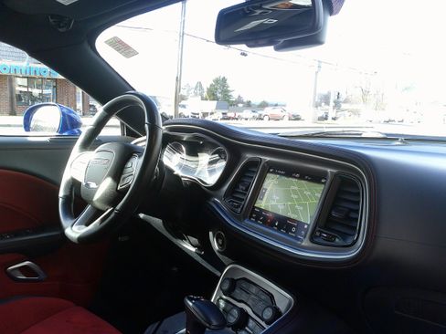 Used 2022 Dodge Challenger GT w/ Plus Package image 22