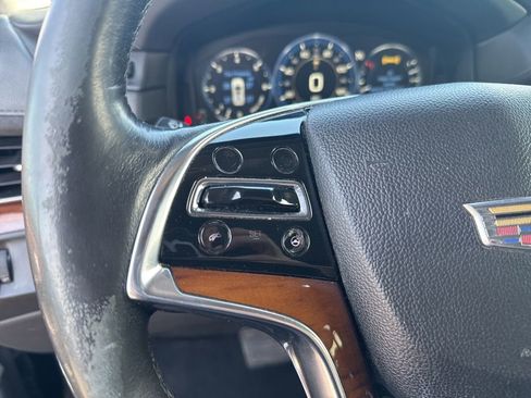Used 2015 Cadillac Escalade ESV Luxury AWD/4WD image 11