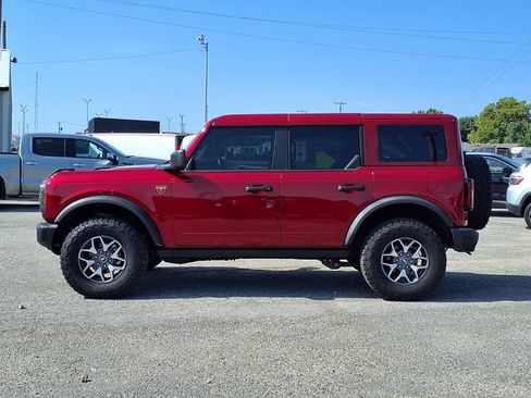 Used 2025 Ford Bronco Badlands AWD/4WD image 17