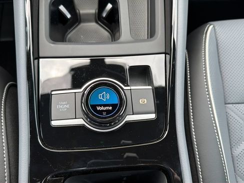 New 2026 Volkswagen Tiguan SEL R-Line AWD/4WD image 26