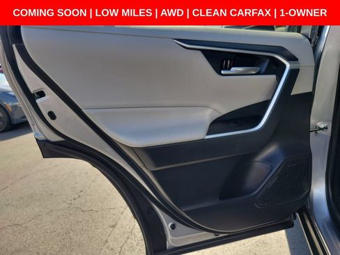 Used 2021 Toyota RAV4 XLE w/ Carpet Mat Package (TMS) AWD/4WD image 17
