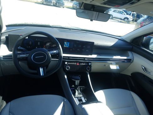 New 2026 Hyundai Tucson SEL FWD image 18