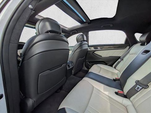 Used 2018 Genesis G80 3.3T Sport image 19