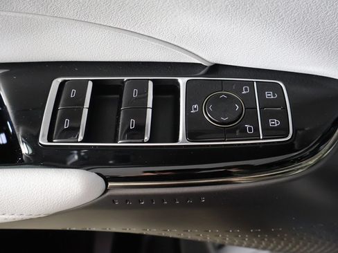 Used 2025 Cadillac Lyriq Luxury RWD image 39