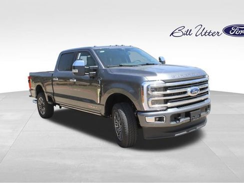 New 2026 Ford F250 Platinum AWD/4WD image 2
