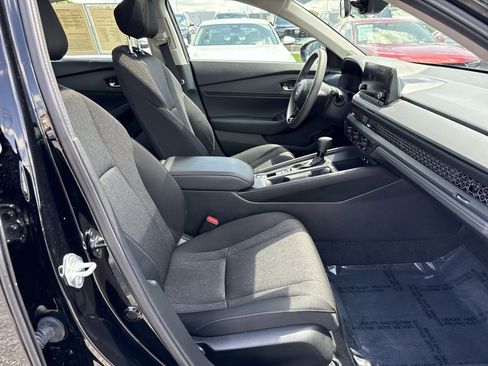 Certified 2024 Honda Accord EX image 34