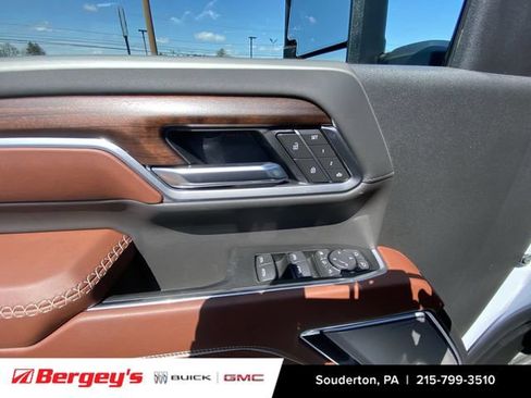 New 2026 GMC Sierra 3500 Denali Ultimate AWD/4WD image 25