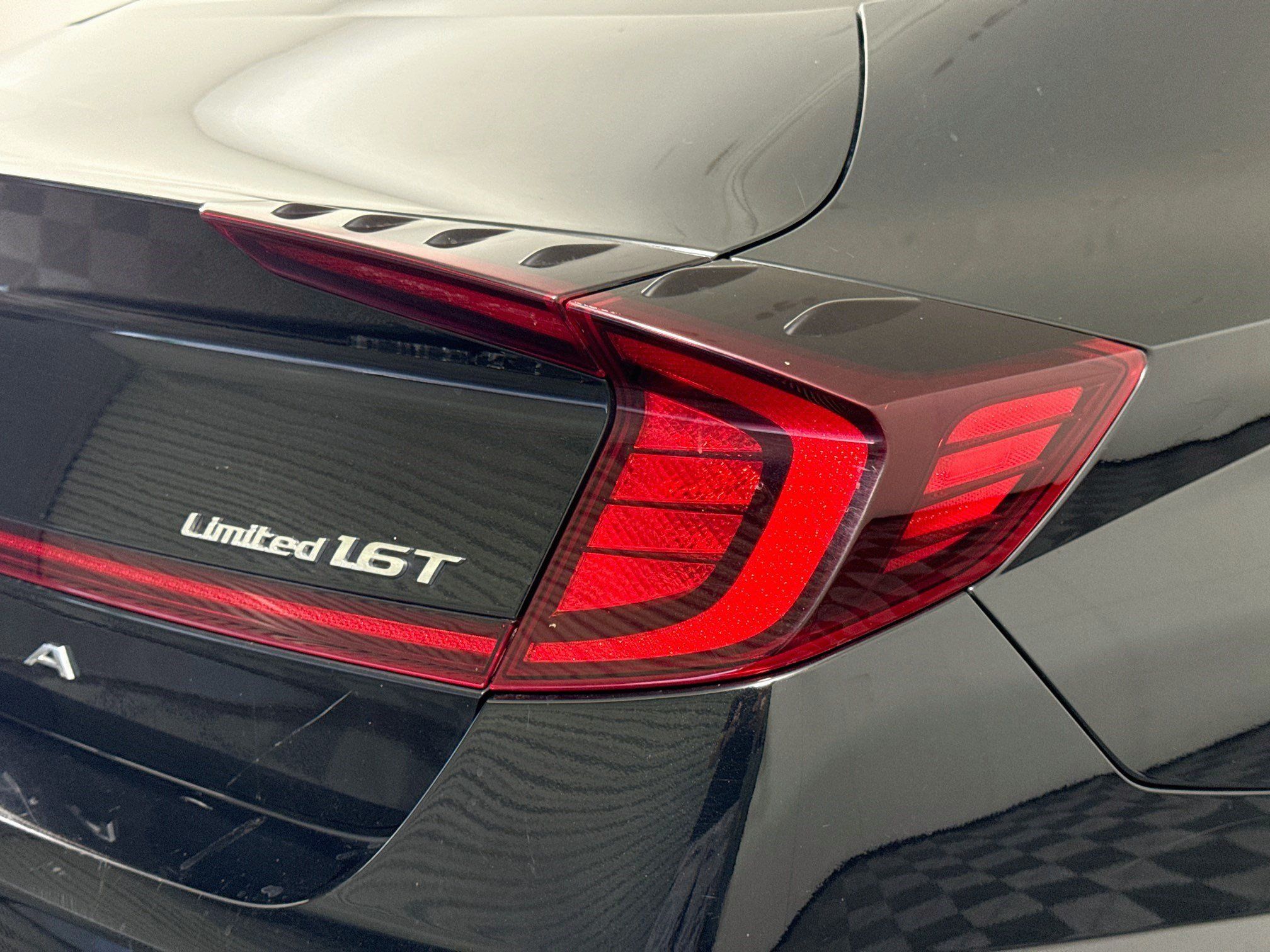 Used 2020 Hyundai Sonata Limited FWD image 34
