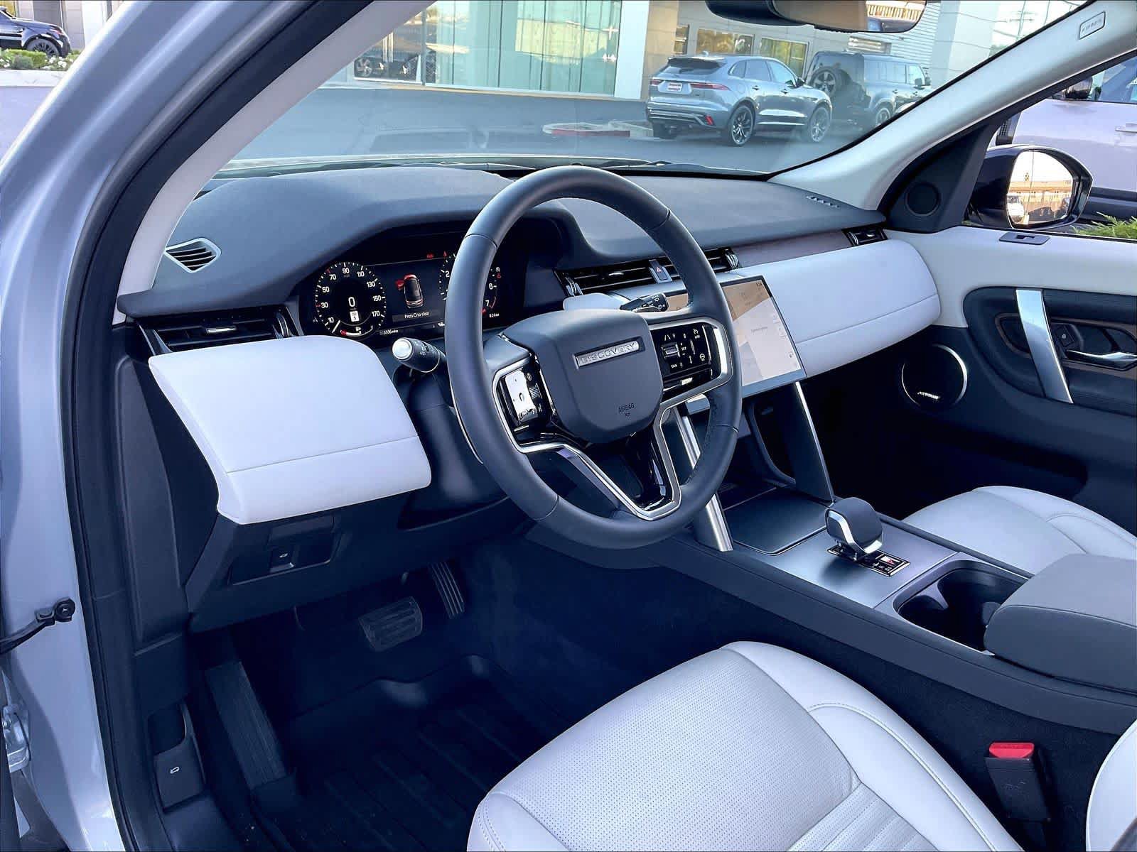 Used 2025 Land Rover Discovery Sport S AWD/4WD image 18