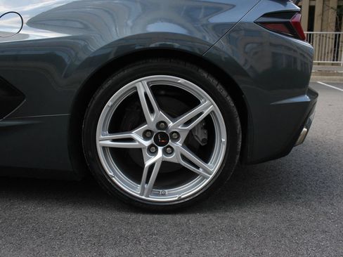 Used 2020 Chevrolet Corvette Stingray Premium Cpe w/ 3LT Preferred Equipment Group RWD image 15
