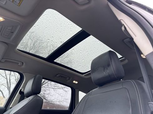 Used 2019 Ford Escape SEL image 26