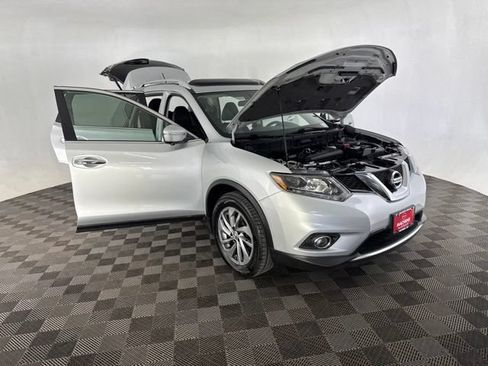 Used 2015 Nissan Rogue SL w/ SL Premium Package AWD/4WD image 12