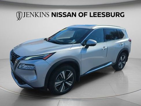 Certified 2022 Nissan Rogue Platinum w/ Head-Up Display Package FWD image 14