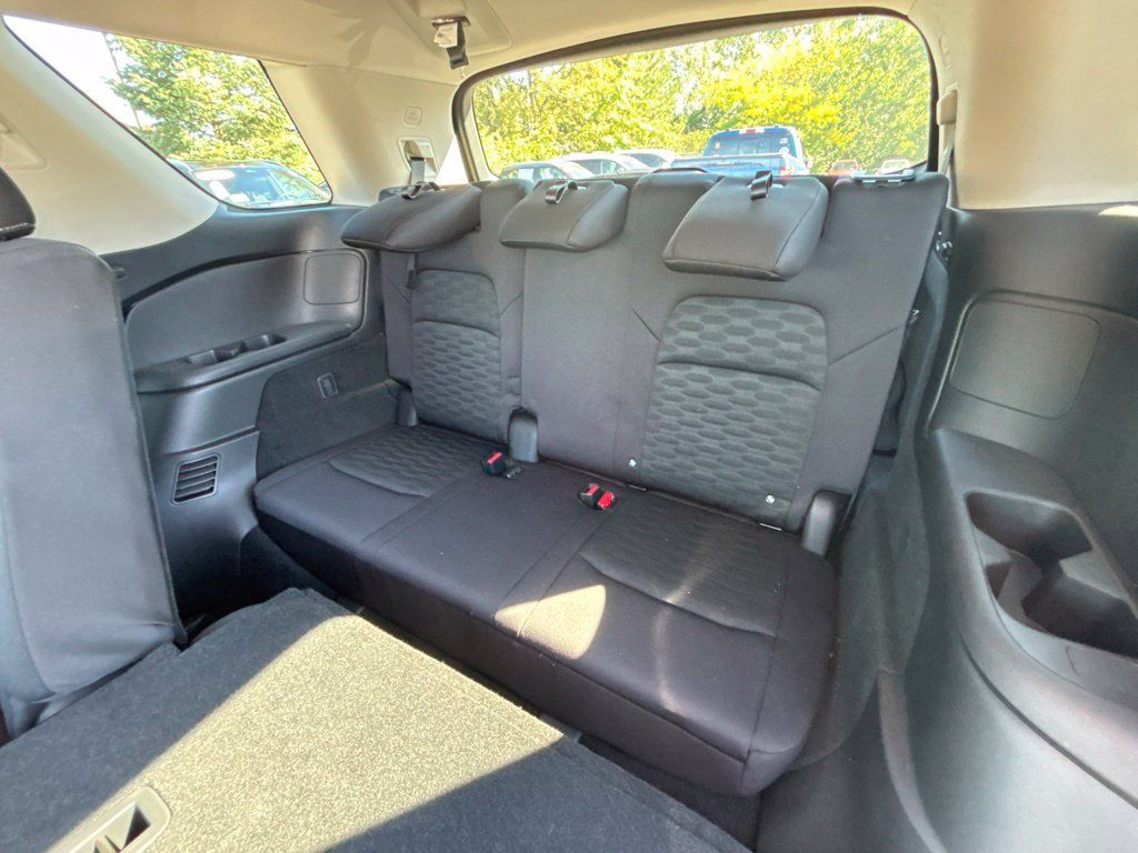Certified 2025 Nissan Pathfinder SV AWD/4WD image 15