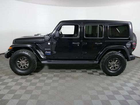 Used 2021 Jeep Wrangler Unlimited Sahara w/ Cold Weather Group AWD/4WD image 4
