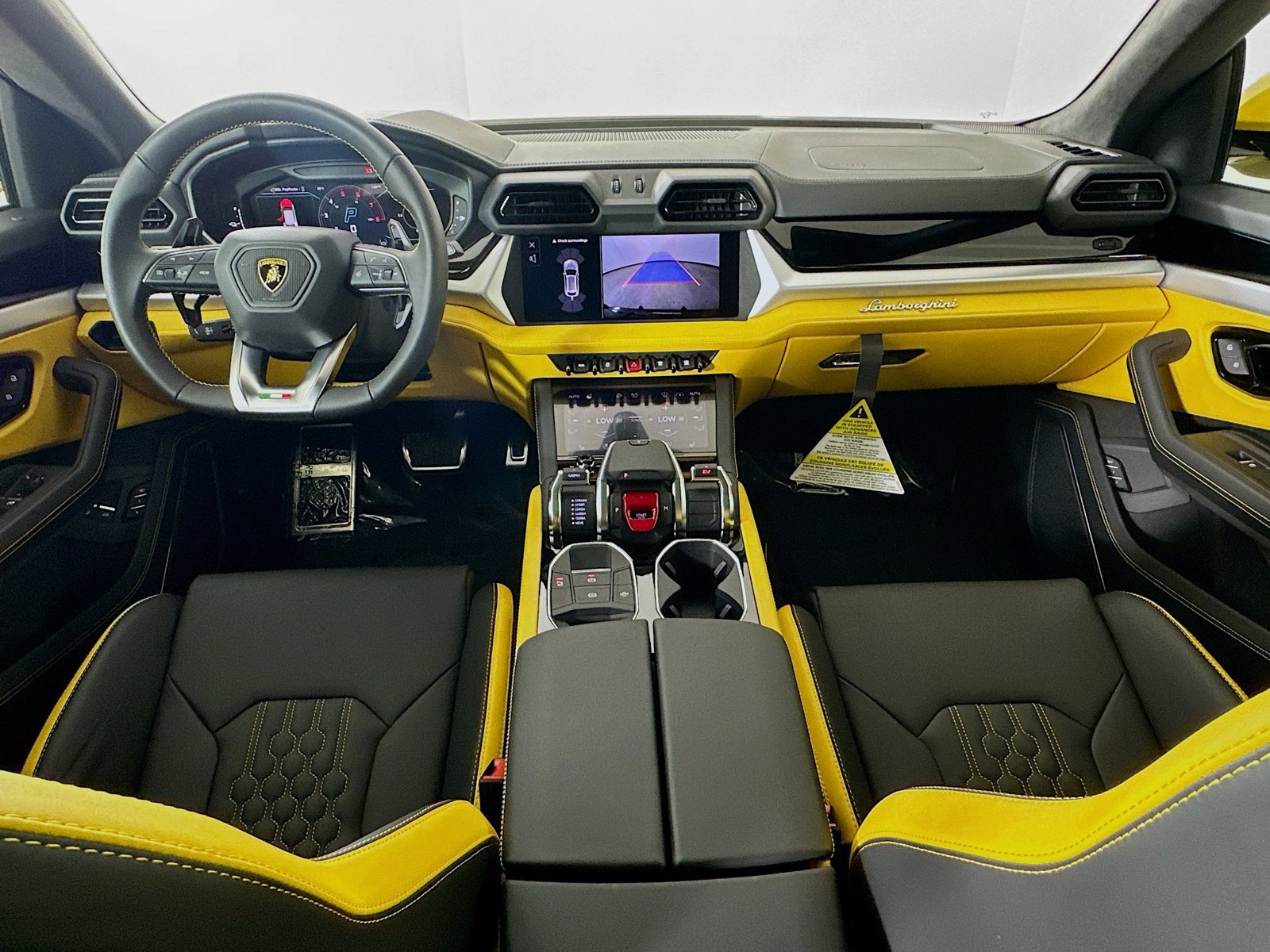 Used 2025 Lamborghini Urus S AWD/4WD image 29