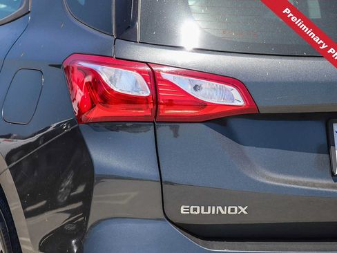 Used 2019 Chevrolet Equinox LS FWD image 9