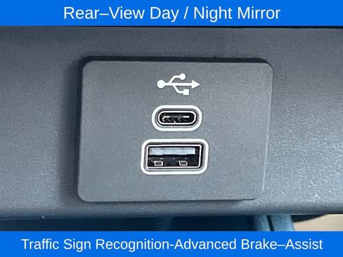 New 2026 Ford Maverick XLT w/ XLT Luxury Package image 13