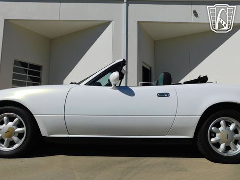 Used 1990 MAZDA MX-5 Miata image 24