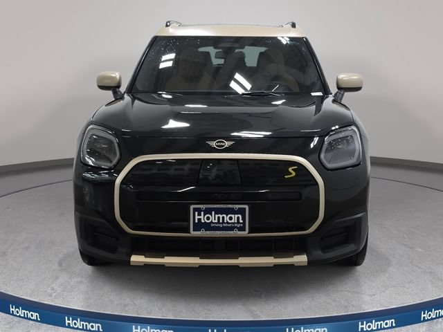 Used 2025 MINI Cooper Countryman SE w/ Comfort Package Max AWD/4WD image 3