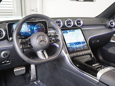 Certified 2025 Mercedes-Benz CLE 450 4MATIC Cabriolet image 17