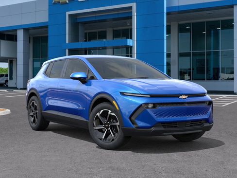 New 2026 Chevrolet Equinox EV LT image 7