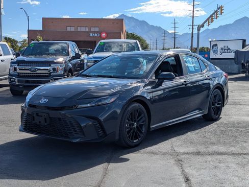 Used 2025 Toyota Camry SE w/ Multimedia Upgrade Package FWD image 9