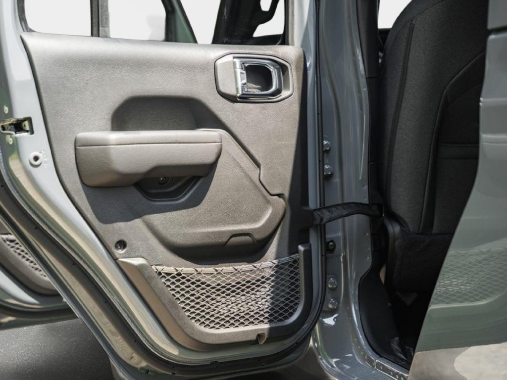 New 2025 Jeep Gladiator Sport AWD/4WD image 37
