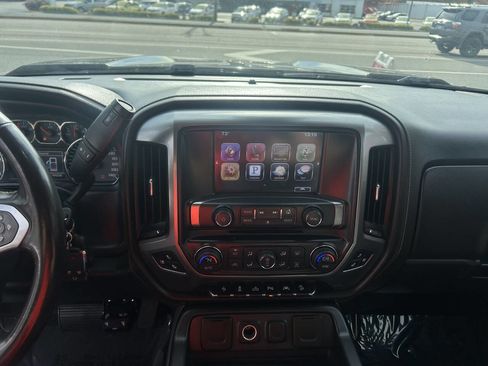 Used 2016 Chevrolet Silverado 1500 LTZ Z71 w/ LTZ Plus Package image 13