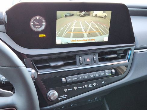 New 2025 Lexus ES 350 w/ Premium Package image 12