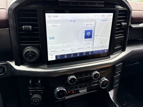 Used 2022 Ford F150 Lariat w/ Equipment Group 502A High image 28