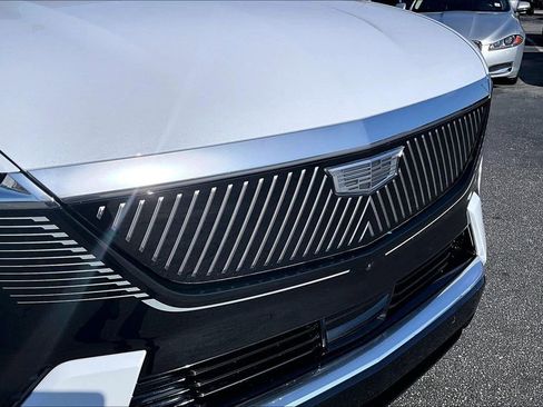 Certified 2026 Cadillac Escalade IQL Luxury AWD/4WD image 34