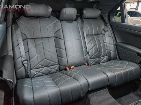 Used 2023 BMW i7 xDrive60 image 20